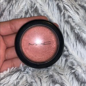 Mac blush compact